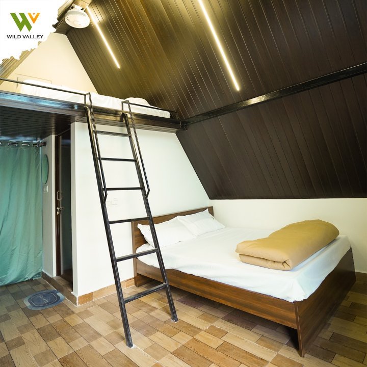 Hill View Cabins (AC)